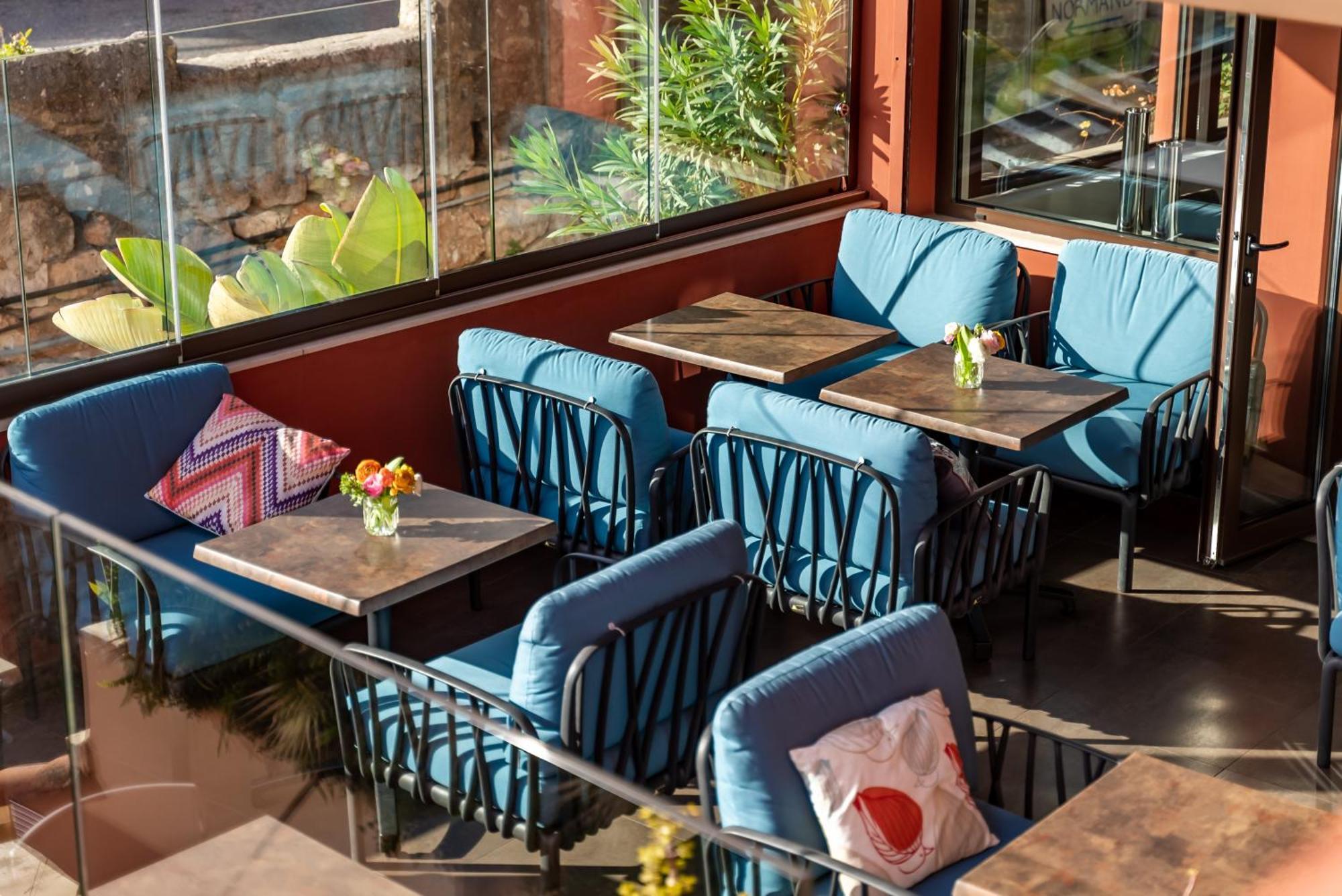 Miramar Hotel